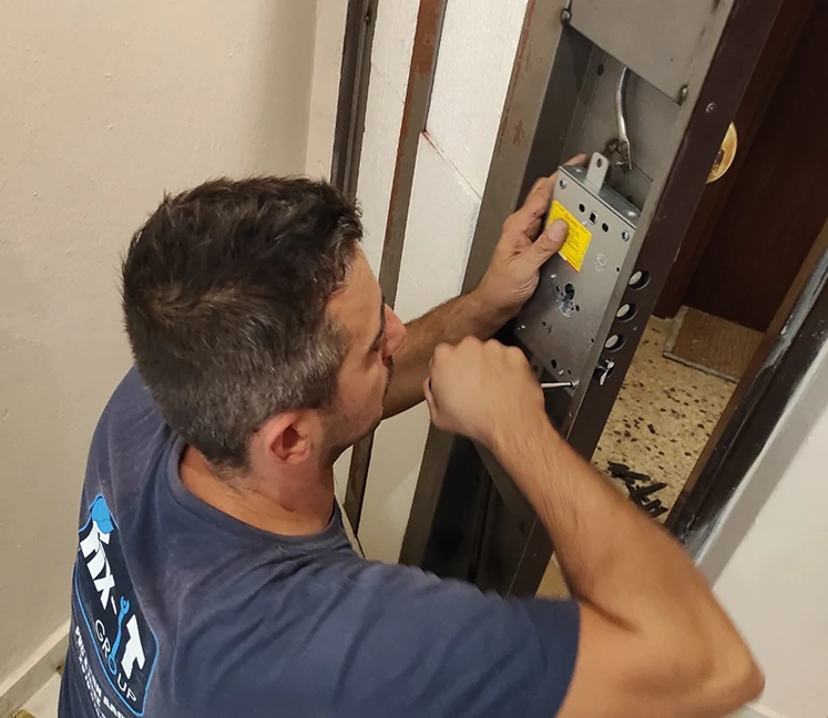 fixitgroup-thessaloniki-episkeui-thorakismenwn-portwn-perioxes